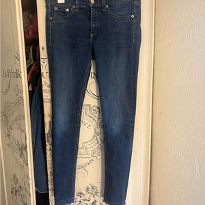 Very Gently Used Rag and Bone Dearborn Skinny Jeans- SZ 28